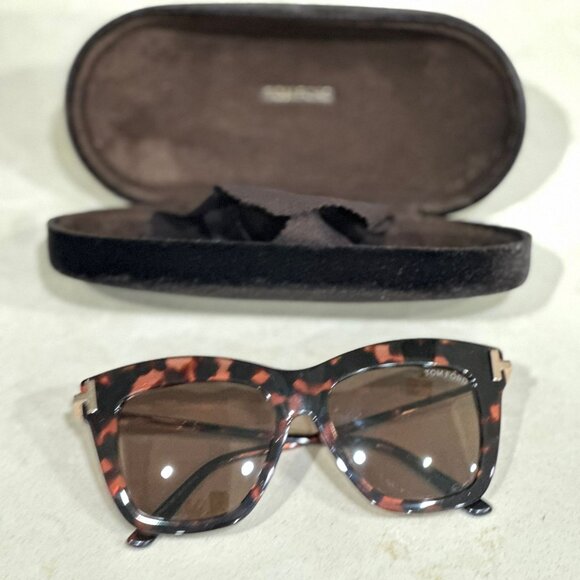 Tom Ford FT0822 Sun Glasses